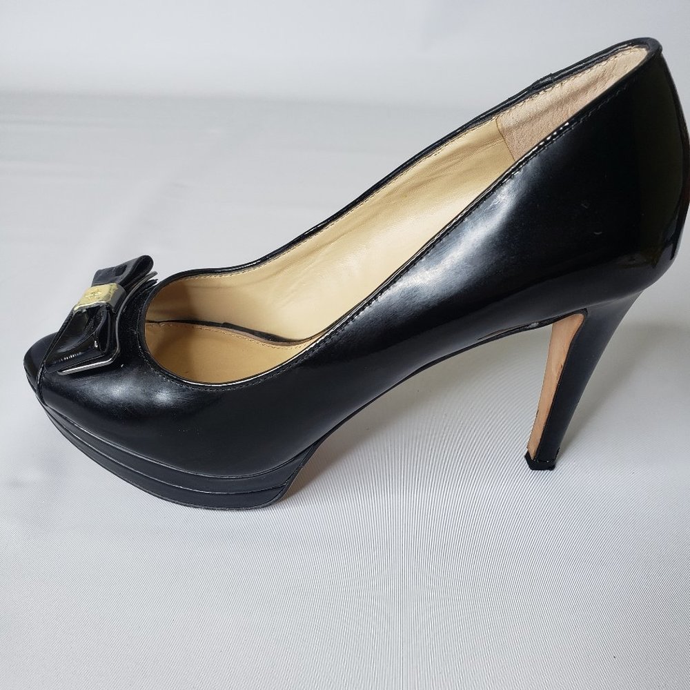 Antonio Melani Black Leather Bow Accented Pump 8.5